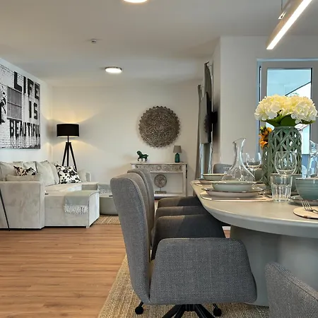 Rema Homes - Luxurioese - Messenaehe - *