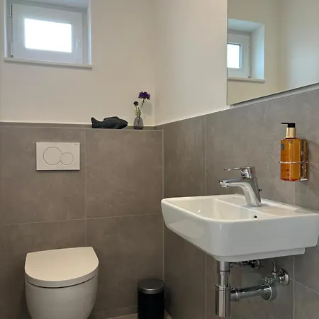 Rema Homes - Luxurioese - Messenaehe - Apartman Offenburg