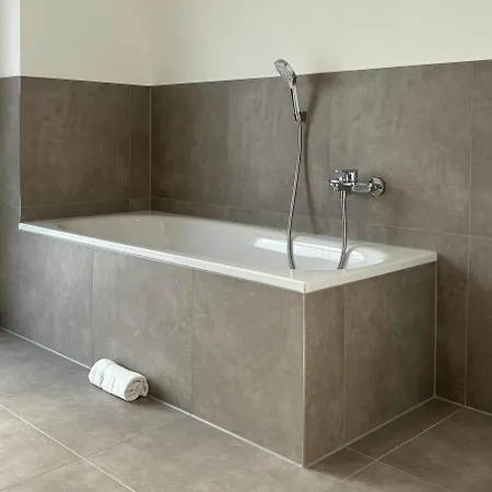 Rema Homes - Luxurioese - Messenaehe - *