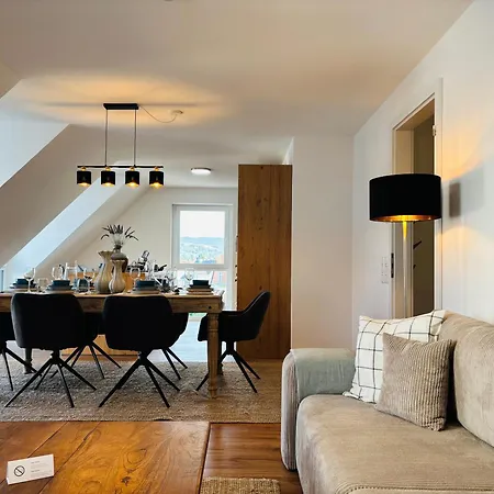 Rema Homes - Luxurioese - Messenaehe - アパート オフェンブルク