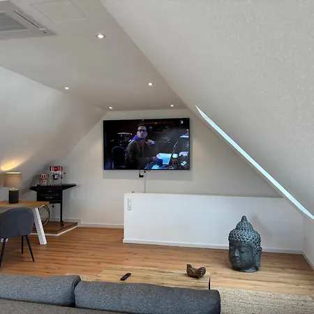 Rema Homes - Luxurioese - Messenaehe - アパート オフェンブルク