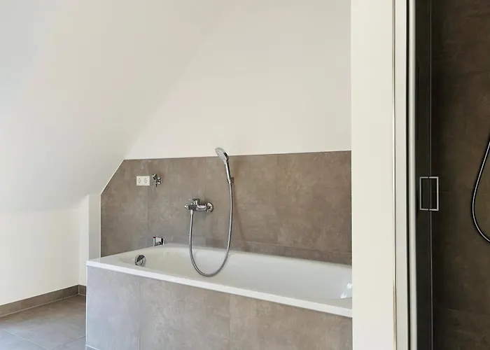 Appartement Rema Homes - Luxurioese - Messenaehe - *